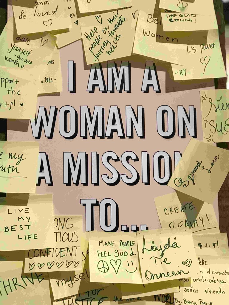 Donne con una missione importante