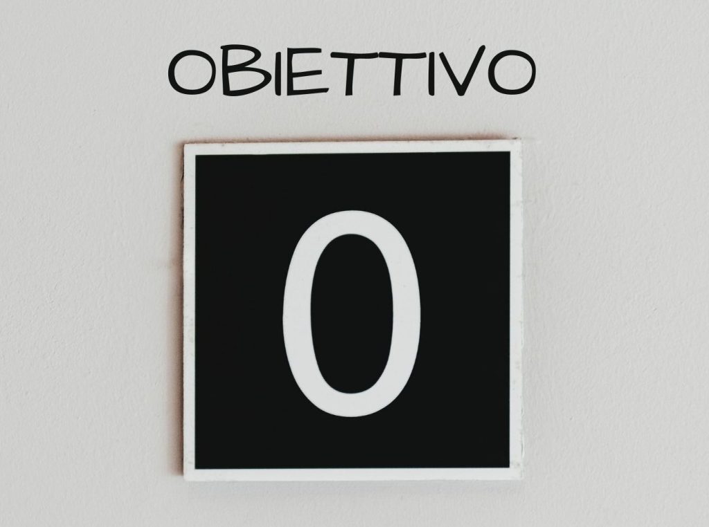 immagine di una lavagna nera su sfondo bianco con scritto obiettivo zero per indicare il budget a base zero